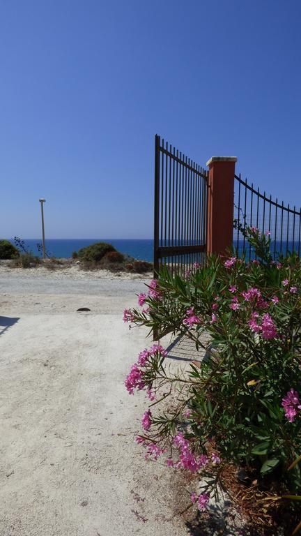 La Villa Rosa Al Mare Pozzallo Exterior foto