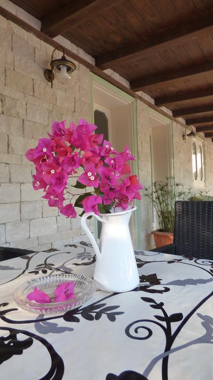 La Villa Rosa Al Mare Pozzallo Exterior foto