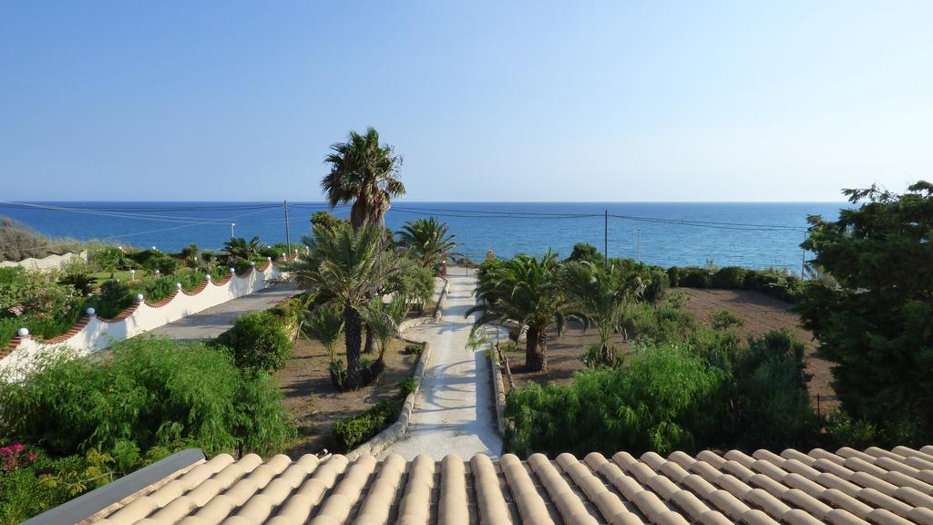 La Villa Rosa Al Mare Pozzallo Exterior foto
